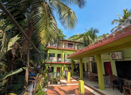 Отель Luciano Guest House