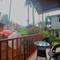 Отель Mariners Bay Beach Resort
