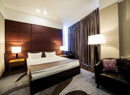 Отель Absolute Hotel