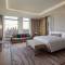 Отель The Ritz-Carlton, Baku