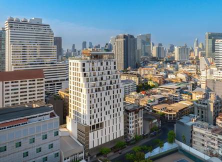 Отель Mercure Bangkok Surawong