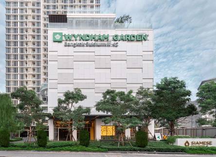 Отель Wyndham Garden Bangkok Sukhumvit 42