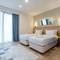 Отель MiraMar Luxury Residences