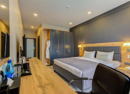 Отель Aurum Hotel