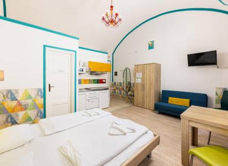 Отель Amber Gardenview Studios