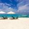 Отель Luau Beach Inn Maldives