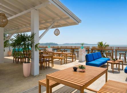 Отель Outpost Weligama Beachfront