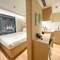 Отель Urbanwood Ap Lei Chau