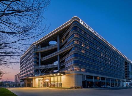 Отель Mercure Guangzhou Baiyun International Airport