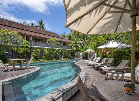 Отель Kailash Suites by Pramana Villas