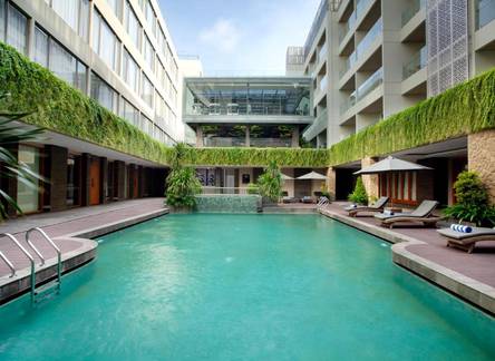 Отель Platinum Hotel Jimbaran Beach Bali