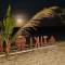 Отель TIKI Beach Club & Resort