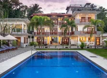 Отель Hotel Southern Blue Sapphire