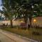 Отель TreeHouse Mars Beach Cottages
