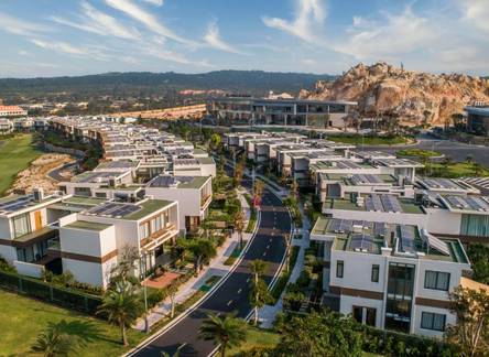 Отель Wyndham Grand KN Paradise Cam Ranh