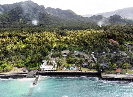 Отель Nirwana Beach & Resort