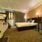Отель Lander Grand Hotel