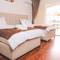 Отель Jewel Maadi Cabins and Club