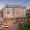 Отель Courtyard by Marriott Goa Colva