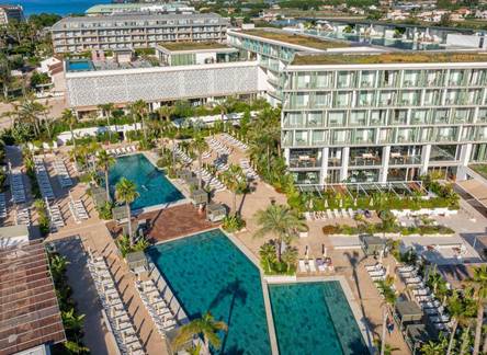 Отель Atzavara Hotel & Spa