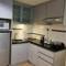 Отель Crown Regency Serviced Suites