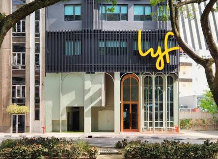 Отель Lyf Chinatown Kuala Lumpur