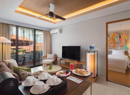 Отель Beachwalk Residence