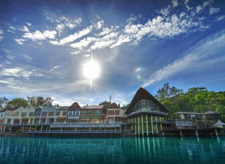 Отель Ramada by Wyndham Langkawi Marina