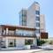 Отель Mercure Larnaca Beach Resort