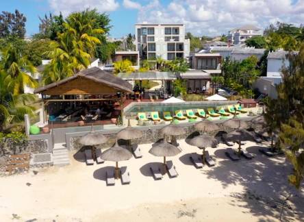 Отель Wonders Beach Boutique Hotel