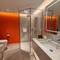 Отель Hotel Beverly Plaza