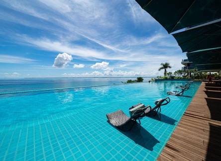 Отель The Reef Island Resort Mactan, Cebu