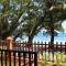 Отель Green Blue Beach House