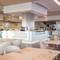 Отель Osaka Marriott Miyako Hotel