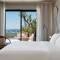 Отель W Costa Navarino