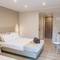 Отель Ammos Beach Seaside Luxury Suites Hotel