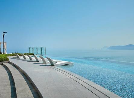 Отель Signiel Busan