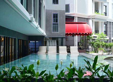 Отель Chateau du Village Patong