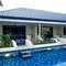 Отель Tuana Hotels Brook Pool Access