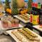 Отель The Plaza Hotel & Resort