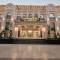 Отель Continental Hotel