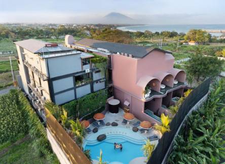Отель Seascape Resort Sanur By Ini Vie Hospitality