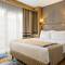 Отель Days Inn by Wyndham Istanbul Bomonti
