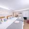 Отель Ria Suites Hotel