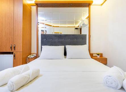 Отель Seven Rooms Oldcity Hotel