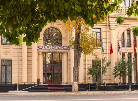 Отель Baden-Baden Hotel