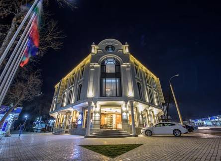 Отель Corner Hotel