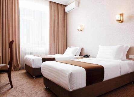 Отель Western Suites Hotel