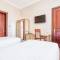 Отель Western Suites Hotel