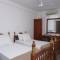 Отель Surf Una Beach Hotel